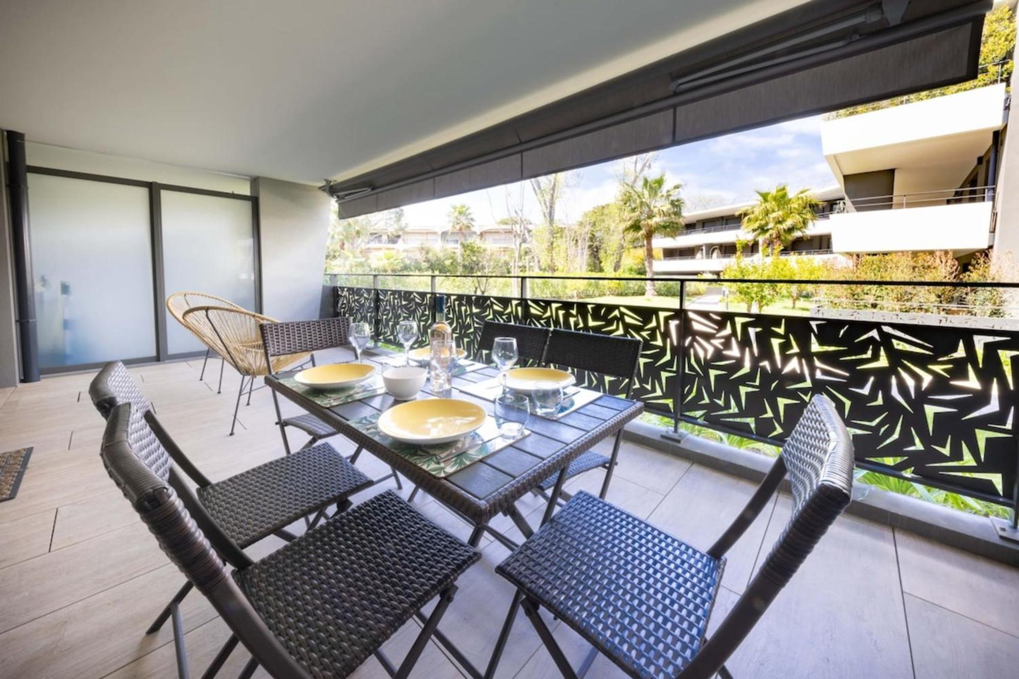 06Ah - Superb Waterfront T2 - Swimming Pool Apartment วิลล์เนิฟ-ลูเบ ภายนอก รูปภาพ